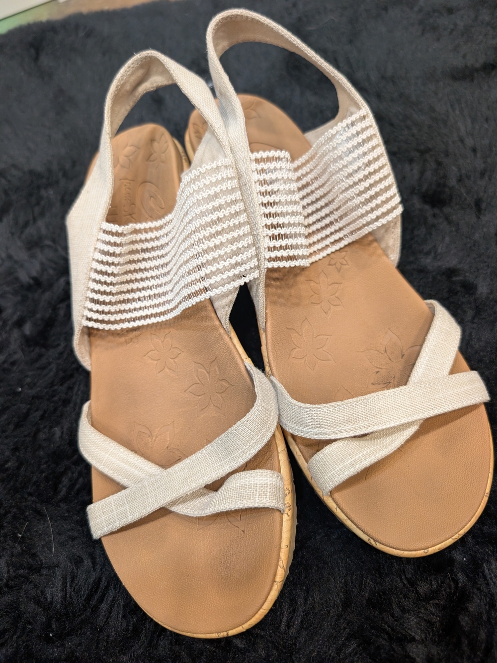 Skechers Cali Beverlee High Tea Wedge Sandals Natural Linen – 9.5